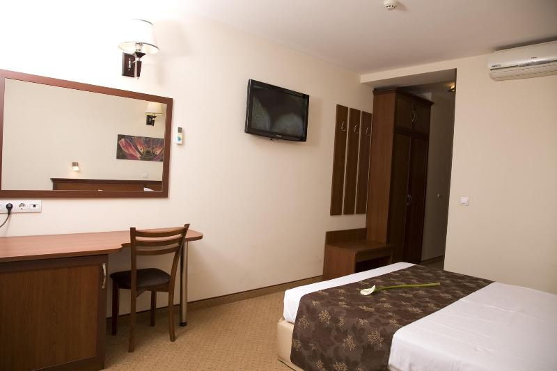 חדר סטנדרט, Favorit