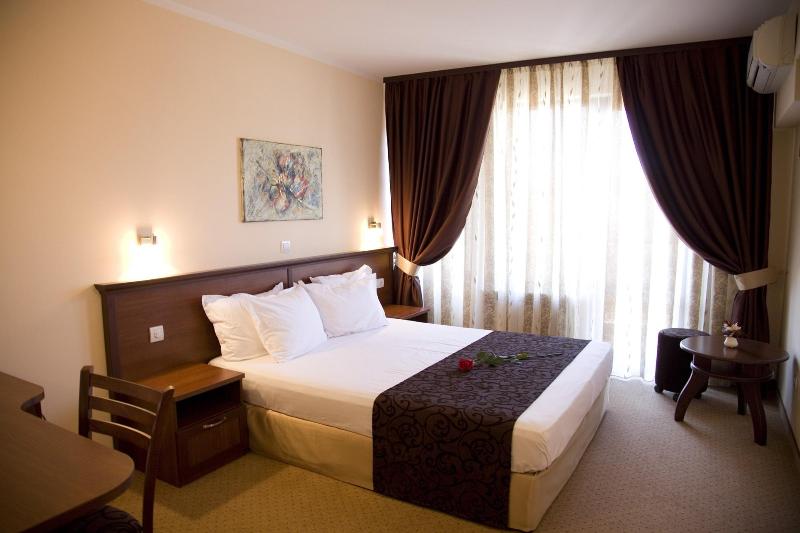 חדר סטנדרט, Favorit