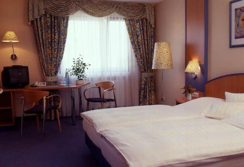Quarto Estandar, Graf