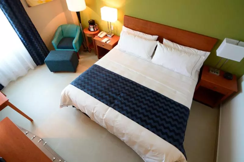 اتاق استاندارد با تخت بزرگ, Holiday Inn Express Cabo San Lucas, An Ihg