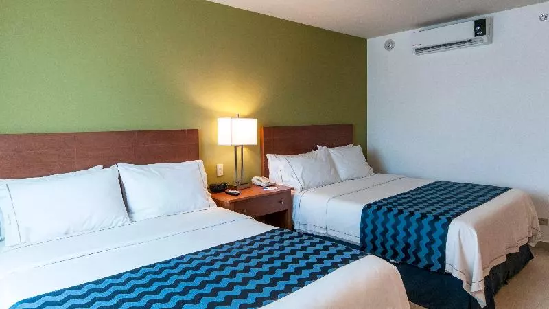 اتاق استاندارد با چشم‌انداز دریا, Holiday Inn Express Cabo San Lucas, An Ihg