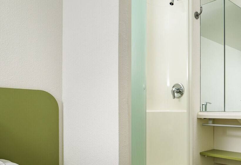 스탠다드 룸, Ibis Budget Cardiff Centre