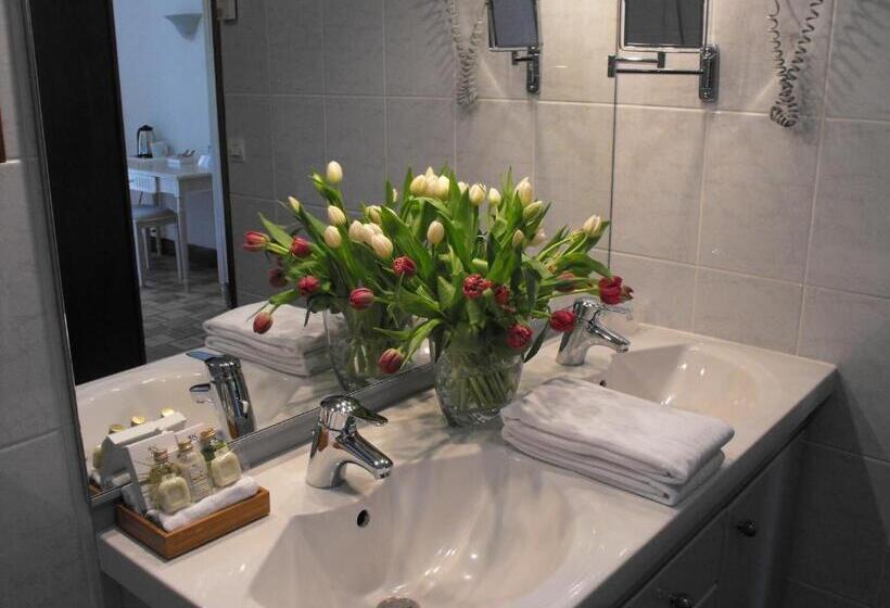 غرفة كلاسيكية, L Orée Des Chênes, The Originals Relais