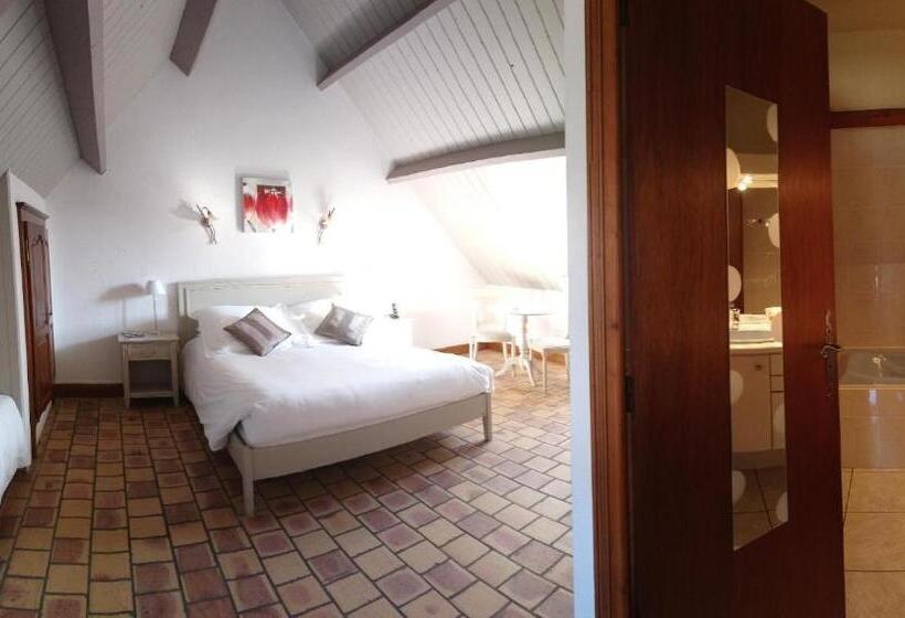 Трехместный Номер Superior, L Orée Des Chênes, The Originals Relais