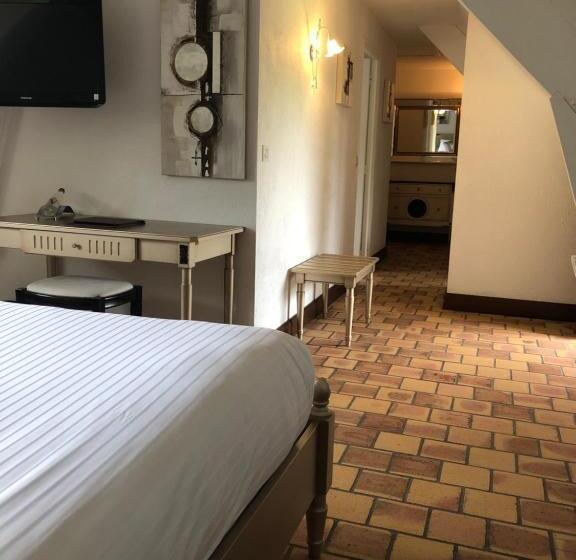 غرفة ديلوكس ثلاثية, L Orée Des Chênes, The Originals Relais