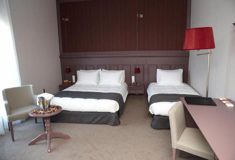 غرفة قياسية ثلاثية, Rodopi