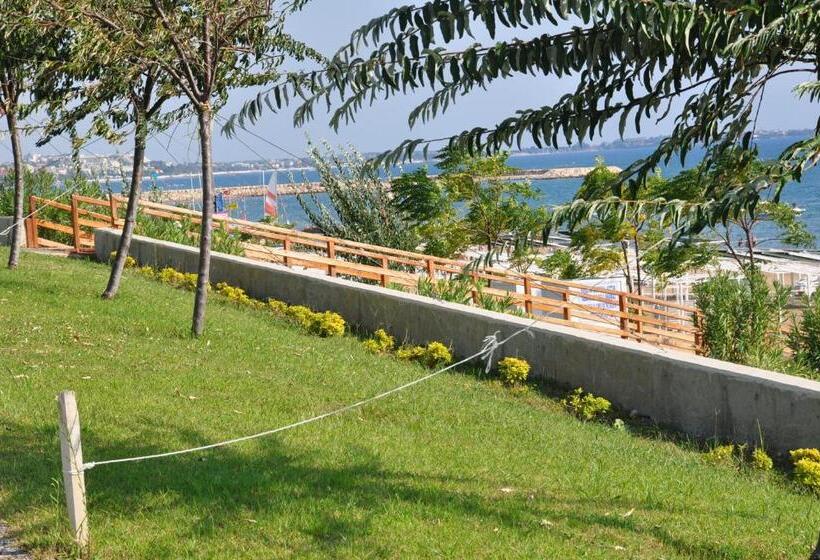 家庭套房, Yavuzhan