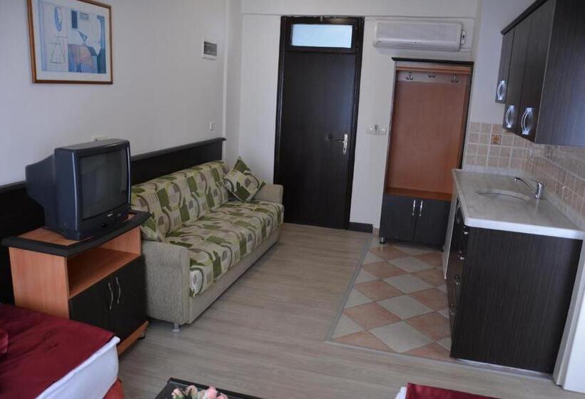 Family Suite, Yavuzhan