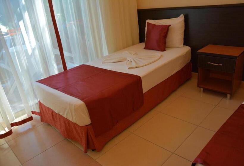 标准房带园景, Yavuzhan