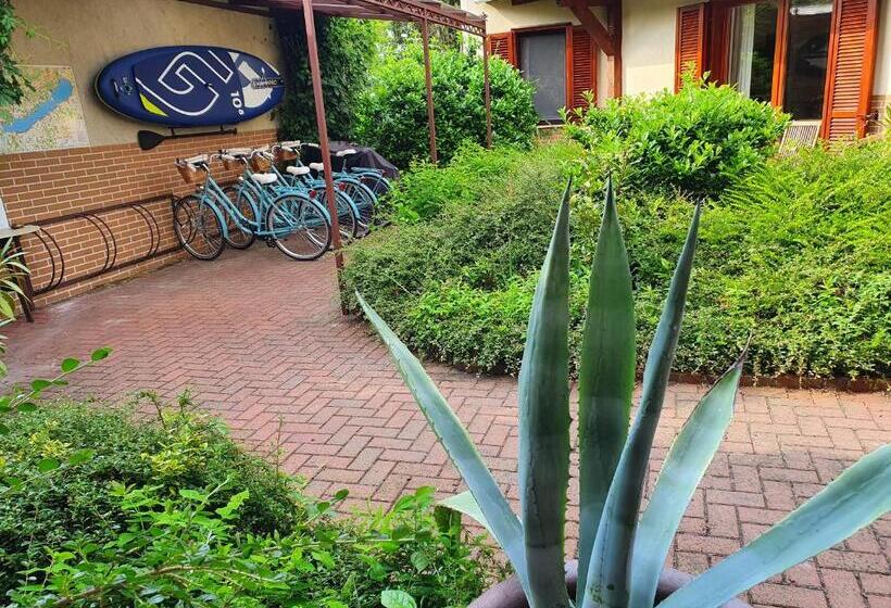 带露台两卧公寓, Hullám Villa B&b