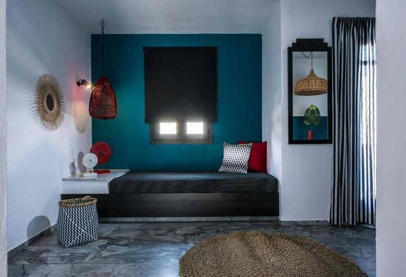 جناح سوبيريور, Indigo Inn