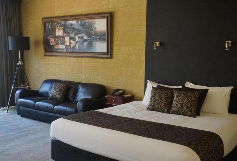 סוויטה אקזקיוטיב, Madison Spa Motel  Adults Only