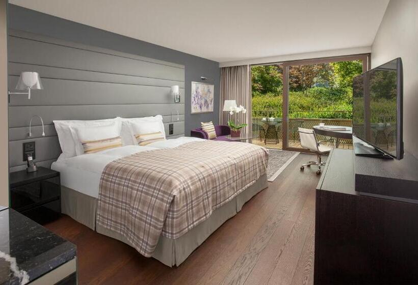 غرفة ديلوكس مطلة على المتنزه, Royal Savoy Hotel & Spa