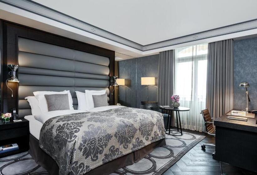 Номер Executive, Royal Savoy Hotel & Spa
