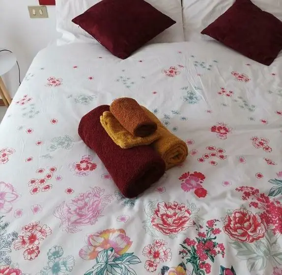スタンダードルーム, B&b Rossoarancio