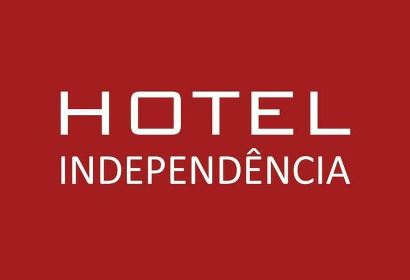 اتاق لوکس, Independência