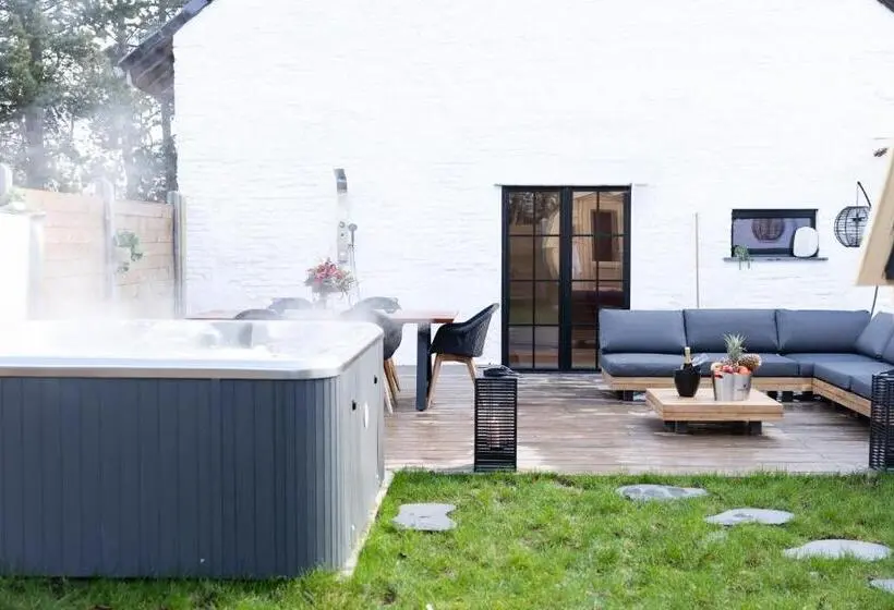 スイート, La Grenouille   Suite De Luxe & Welness Privatif