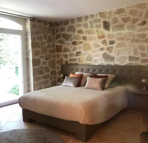デラックスの４人部屋, Manoir De Chantemerle
