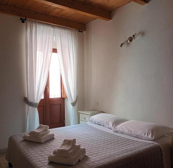 חדר סטנדרט עם מרפסת, La Vecchia Torre