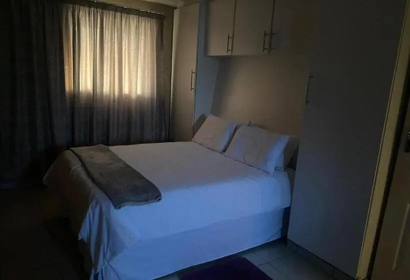 スーペリアールーム, Rcb Guesthouse