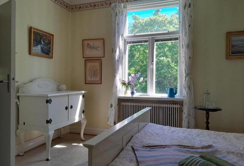 חדר משפחתי דלוקס, Kurrebo