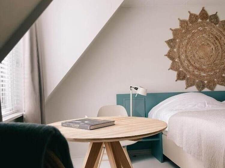 Номер Стандарт, Liberte