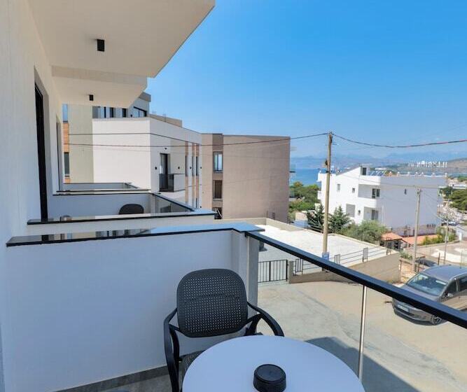 ハイドロマッサージバス付きスイート, Siars