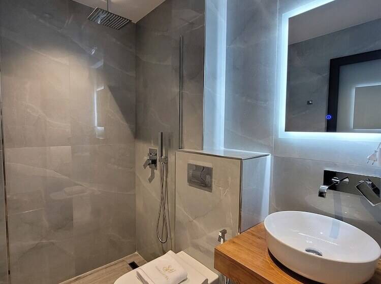 オーシャンビュースイート, Siars