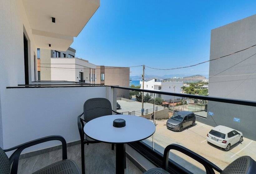 オーシャンビュースイート, Siars