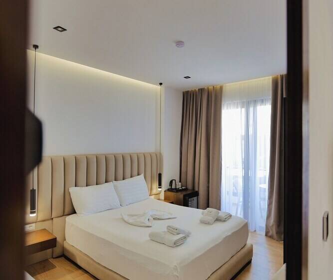 オーシャンビューのデラックストリプルルーム, Siars