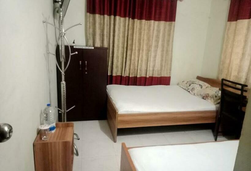 اتاق خانوادگی, Marry House