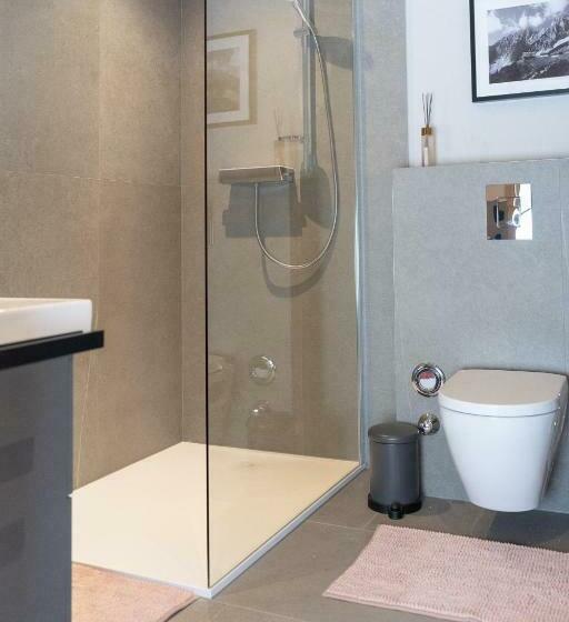 Апартаменты 3 Спальни, Going Living