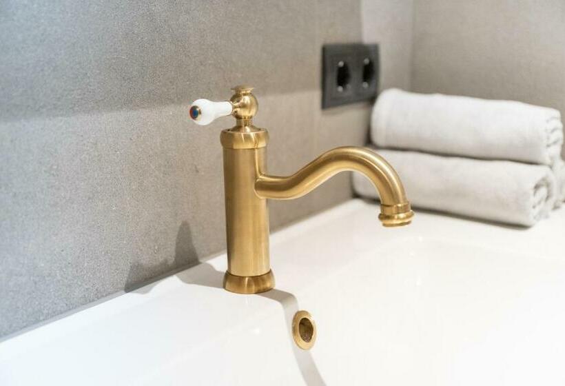 Апартаменты 3 Спальни, Going Living