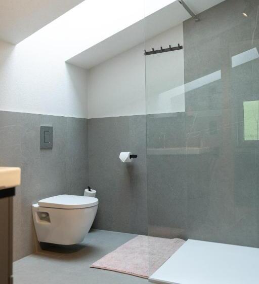 Апартаменты 3 Спальни, Going Living