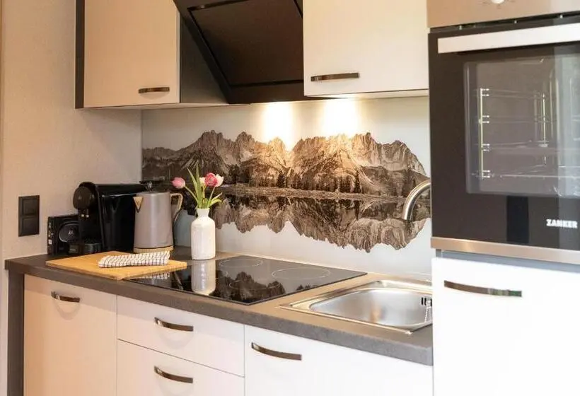 1 Bedroom Superior Apartment, Going Living