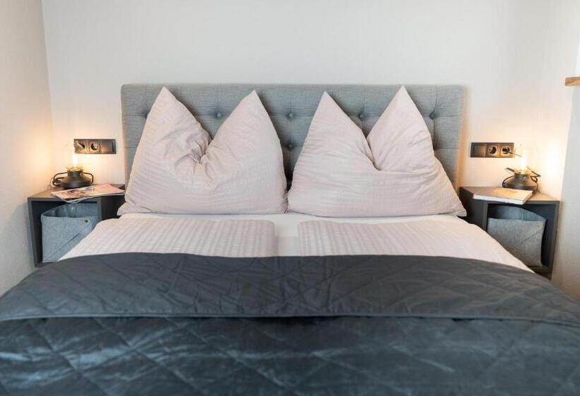 Апартаменты 1 Спальня с Видом, Going Living