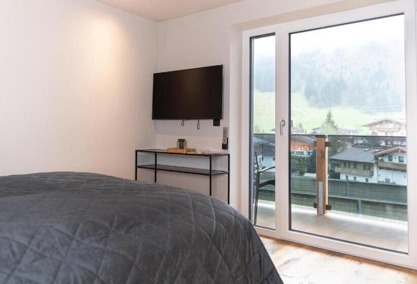 Апартаменты Superior 1 Спальня, Going Living