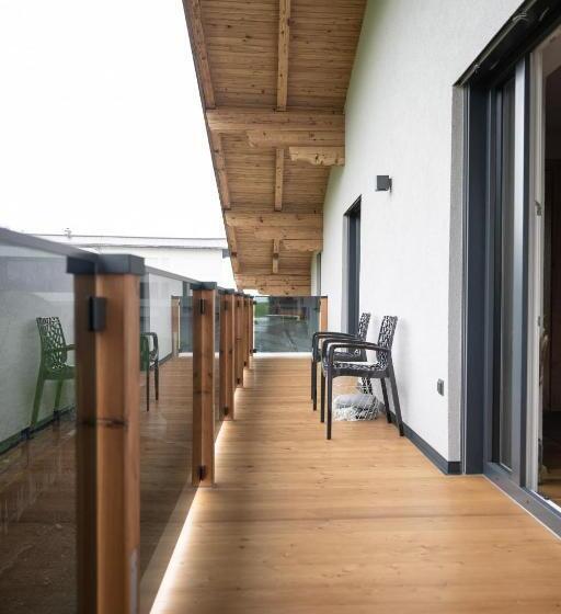 Апартаменты Superior 1 Спальня, Going Living