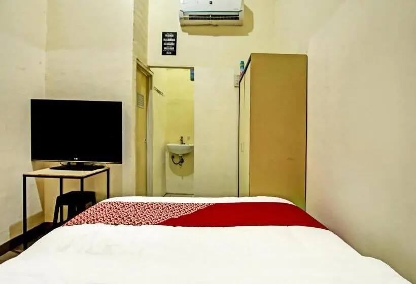 Deluxe-huone, Oyo 91268 Homestay Bu Erma Syariah