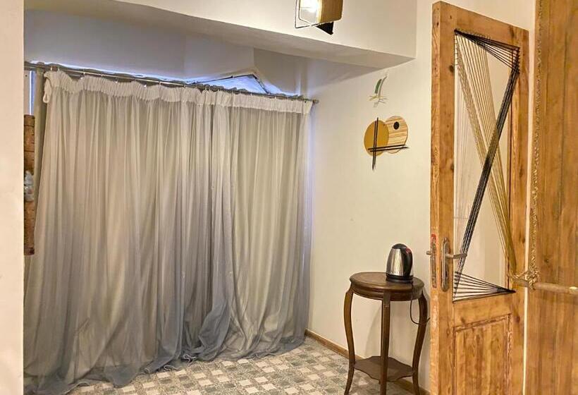 اتاق استاندارد سه نفره, La Vida Guest House