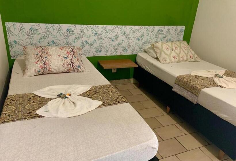 سوییت لوکس, Bálsamo Hotel Marília