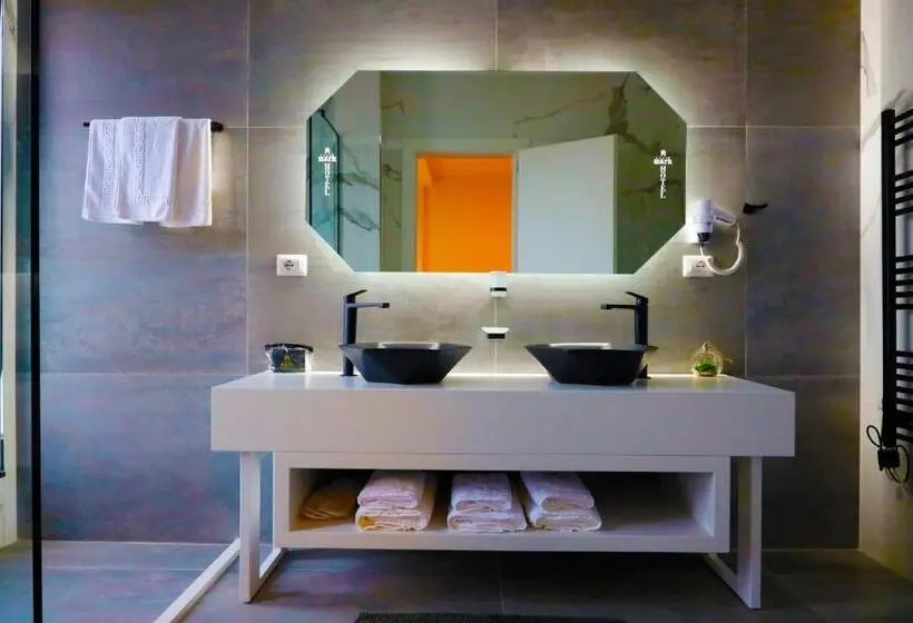 デラックストリプルルーム, Mark Hotel Tirana