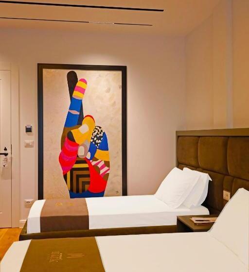 豪华三人间, Mark Hotel Tirana