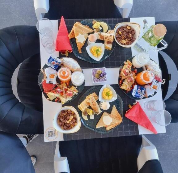 带大床的复式套间, Mark Hotel Tirana