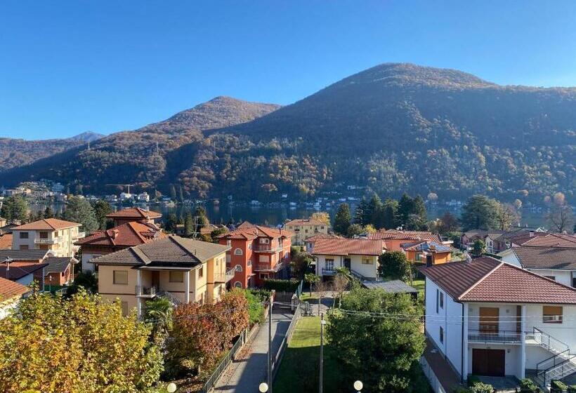 キングサイズベッドのスーペリアルーム, Caroline