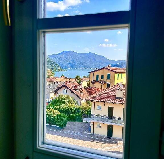 スーペリアシングルルーム, Caroline