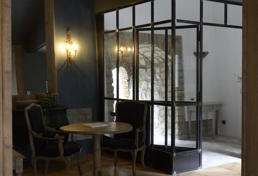 行政套房, Aquapetra Resort & Spa