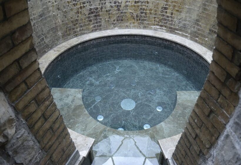 行政套房, Aquapetra Resort & Spa