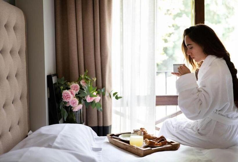 Номер Superior, Aquapetra Resort & Spa