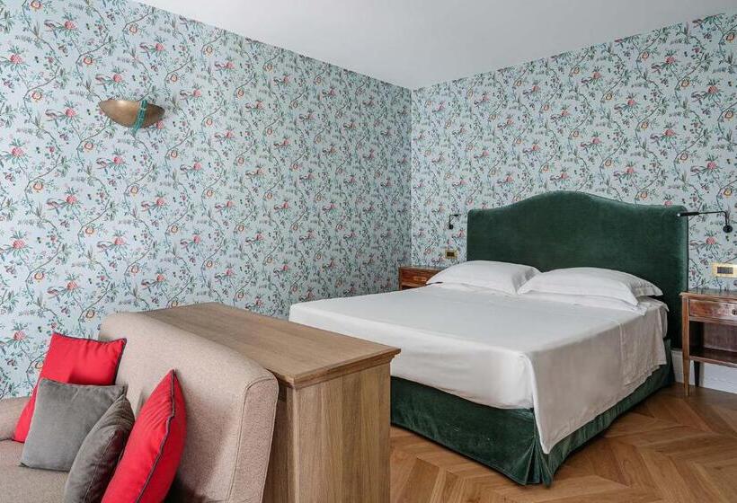 套房配有游泳池, Aquapetra Resort & Spa